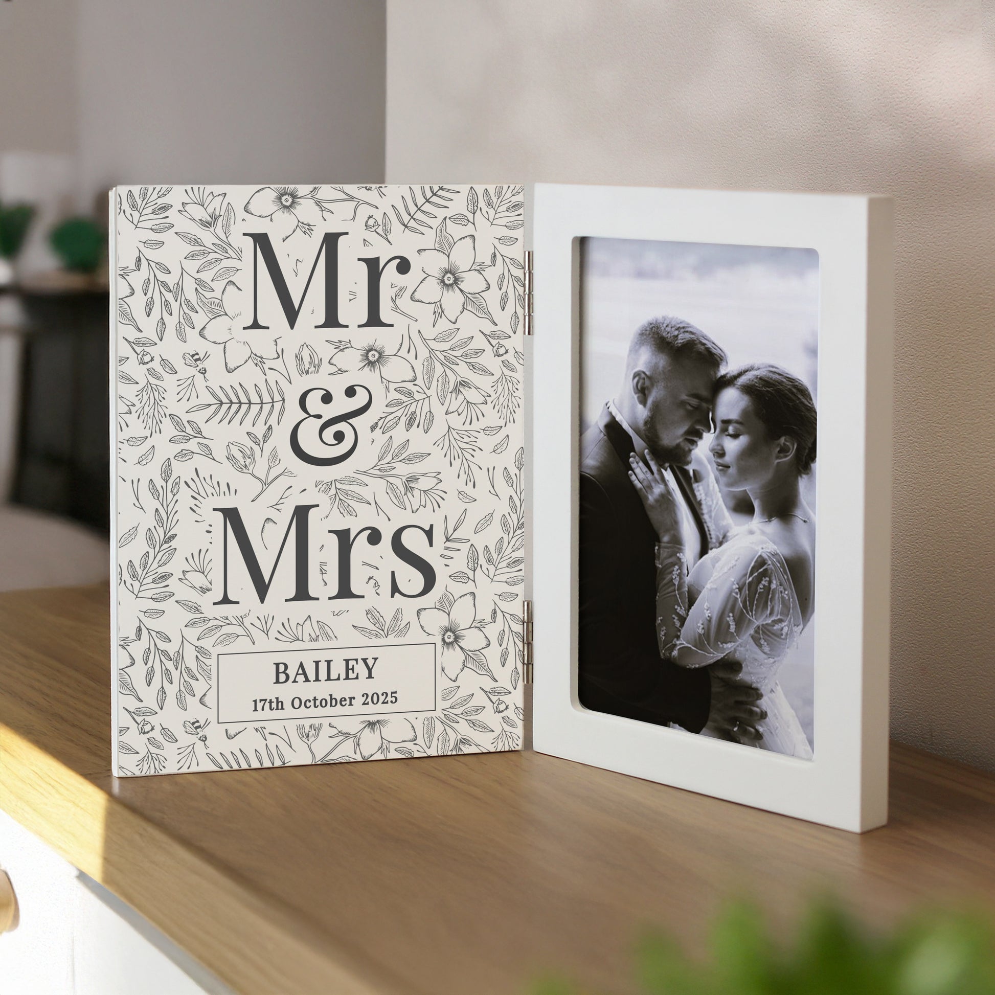 Personalised Wedding Wooden Hinged 6x4 Photo Frame – Wedding Anniversary Gift