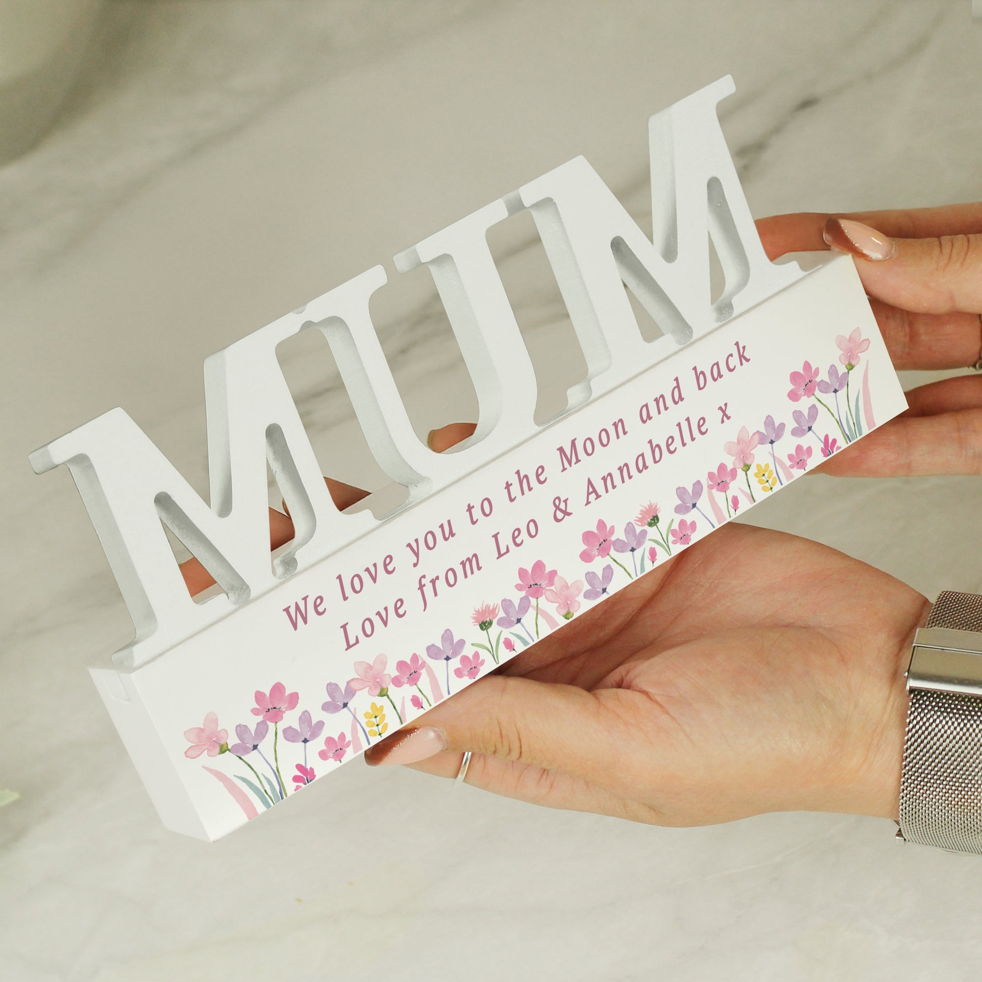 Personalised Floral Wooden Mum Ornament – Mother's Day Birthday Gift for Mum - image 4