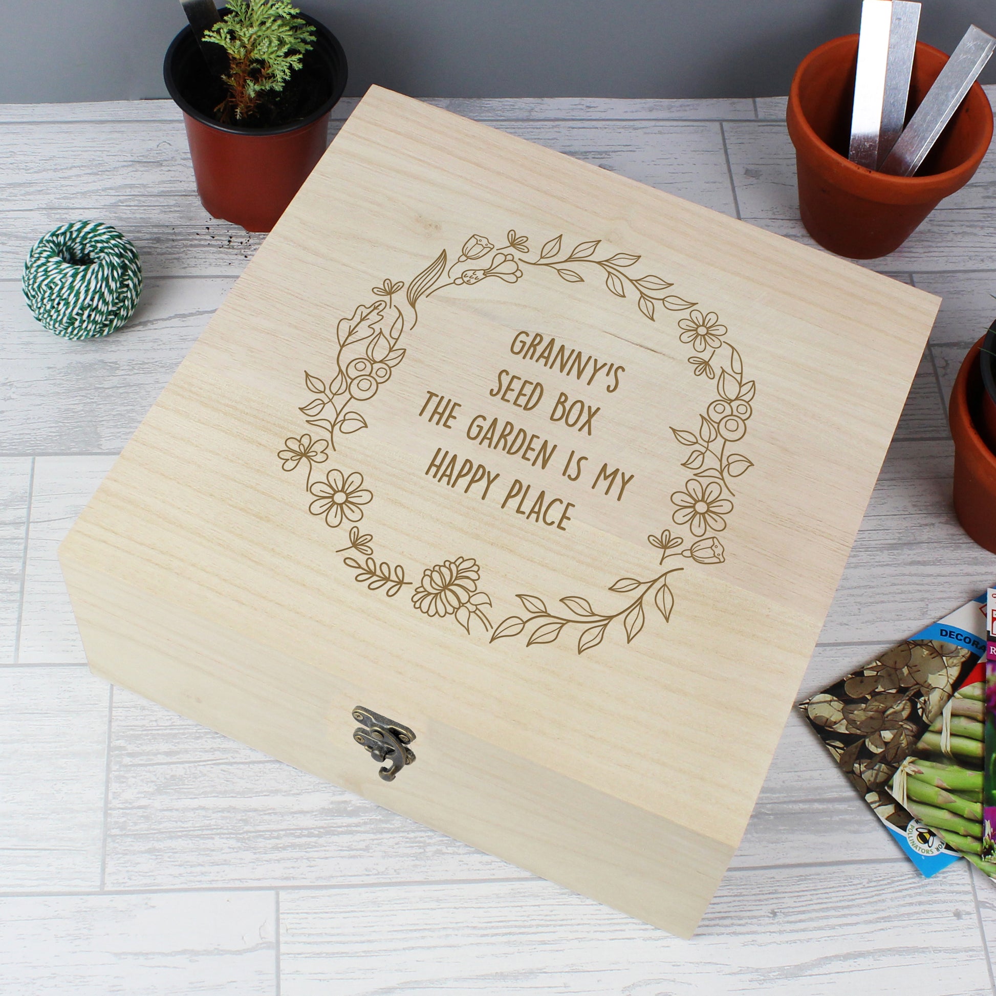Personalised Floral Wreath Large Wooden Keepsake Box - image 3
