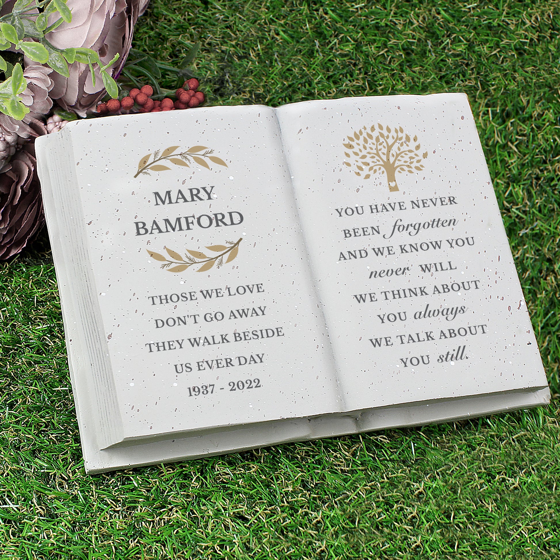 Personalised Family Tree Memorial Resin Book - image 3